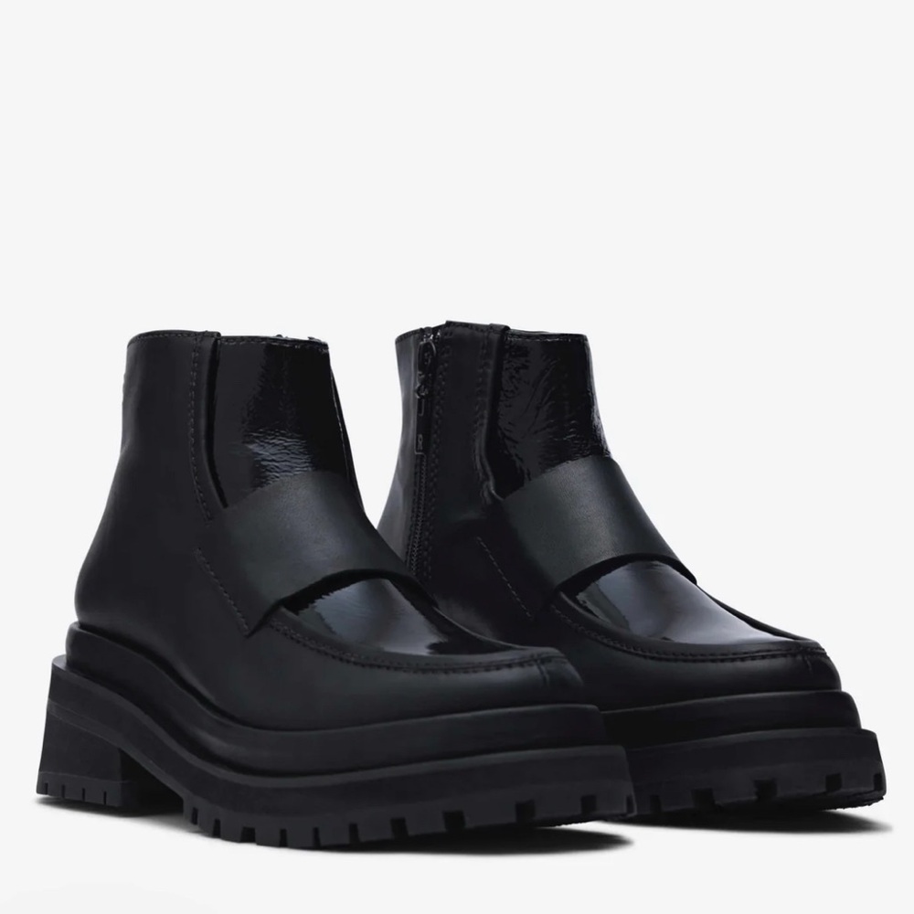 NWT Rotunda Anny Ankle Chunky Boots Black Leather US 11